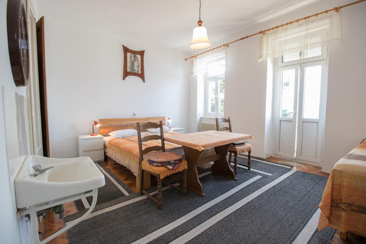Apartments Josip By The Sea Novi Vinodolski Luaran gambar